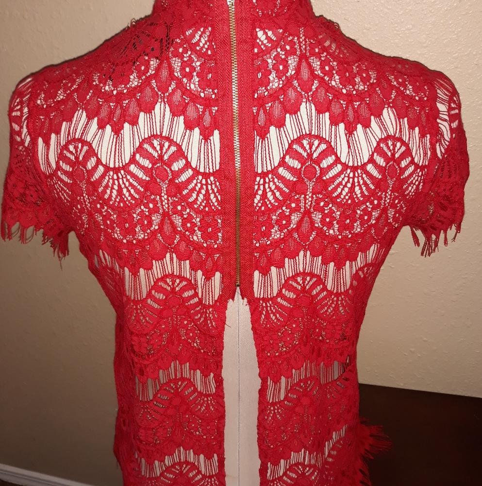 Sweetheart Laced Top
